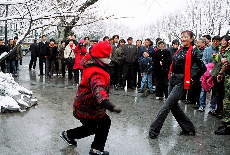 张上和--雪霁晨舞--.jpg